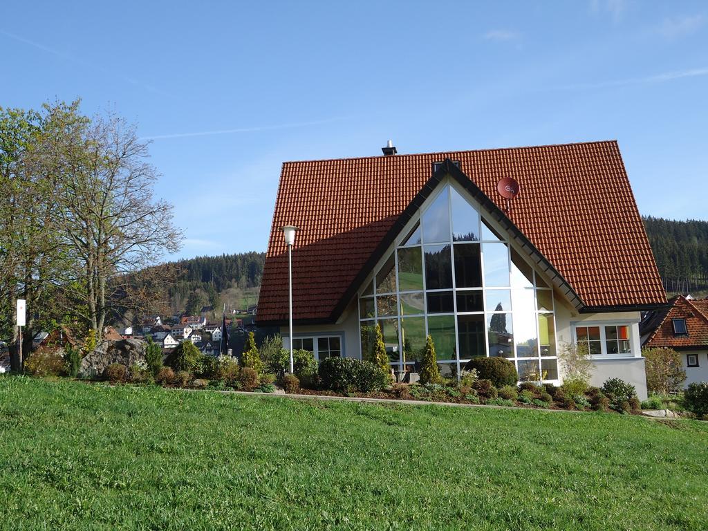Berghotel Schiller Schonach im Schwarzwald Exterior photo